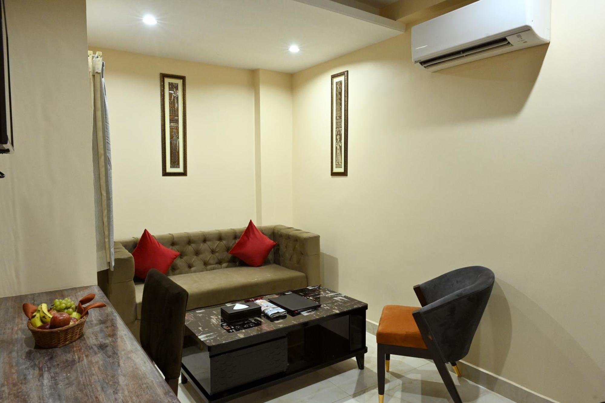 Hotel Trax International จัมเชดปูร์ ภายนอก รูปภาพ