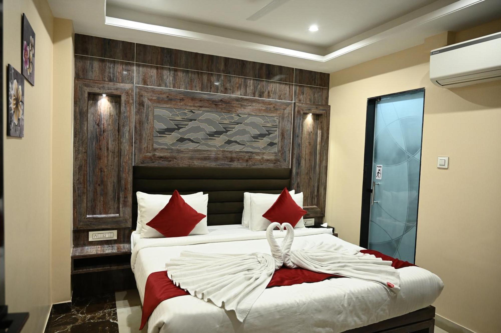 Hotel Trax International จัมเชดปูร์ ภายนอก รูปภาพ