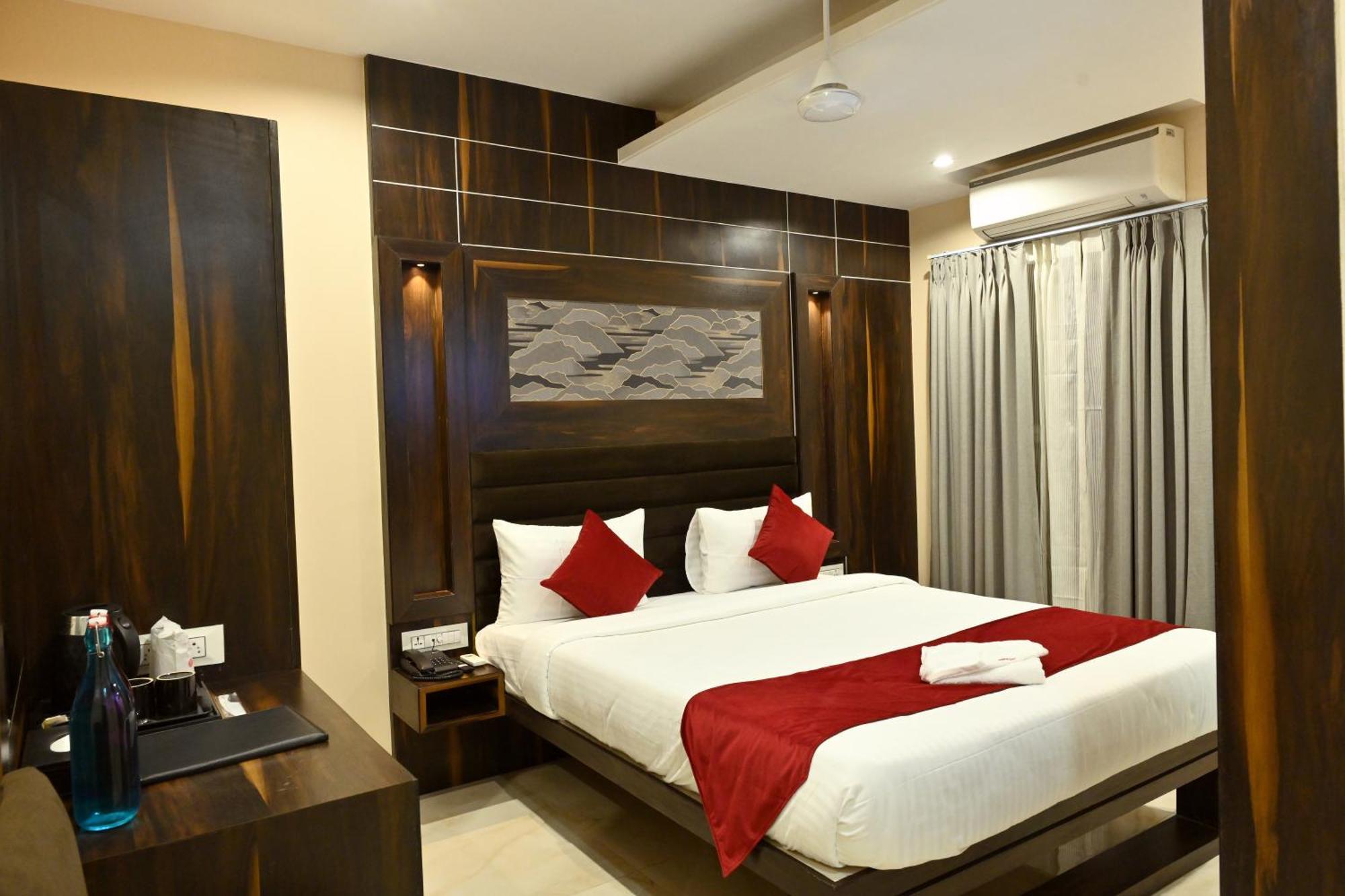 Hotel Trax International จัมเชดปูร์ ภายนอก รูปภาพ