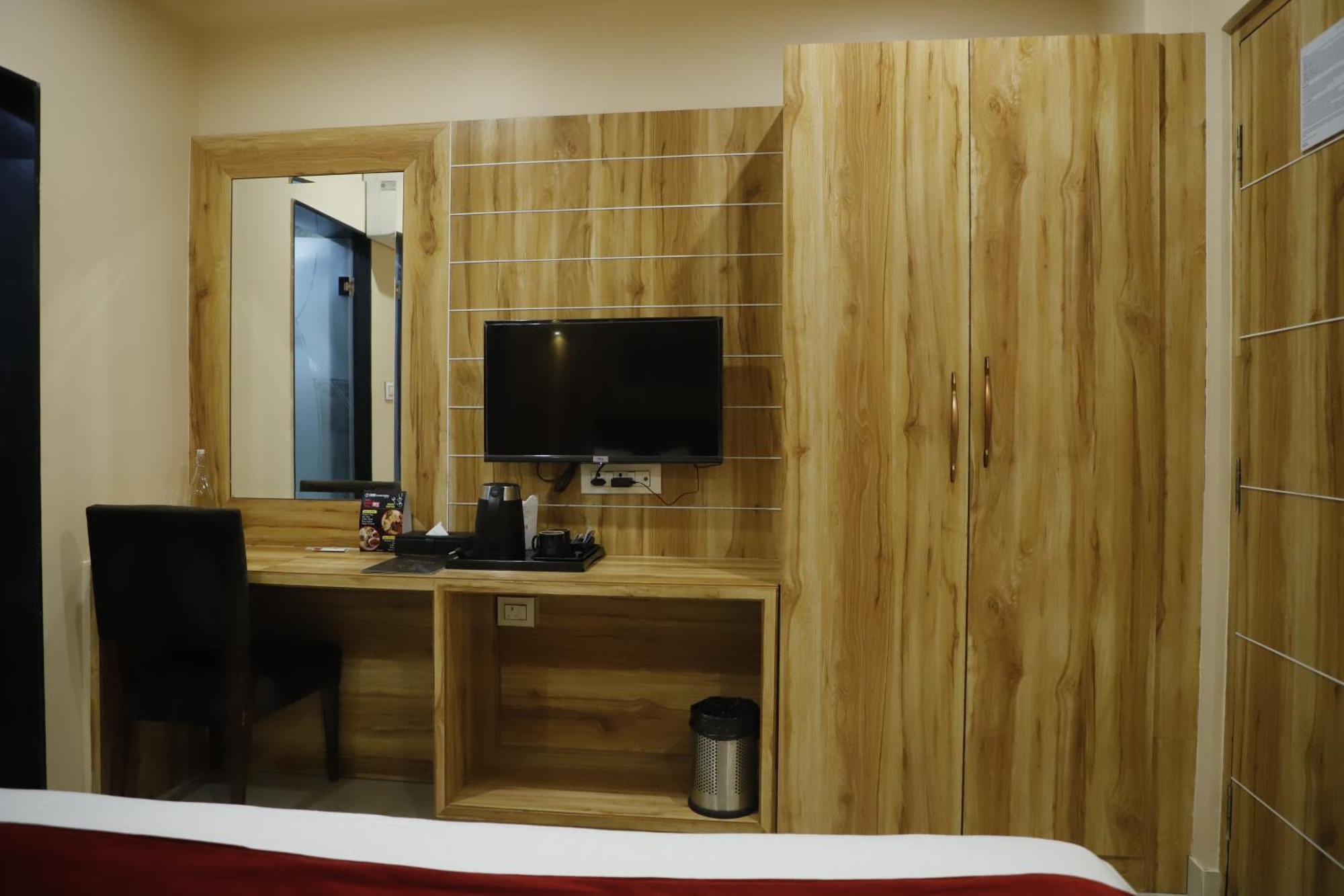 Hotel Trax International จัมเชดปูร์ ภายนอก รูปภาพ