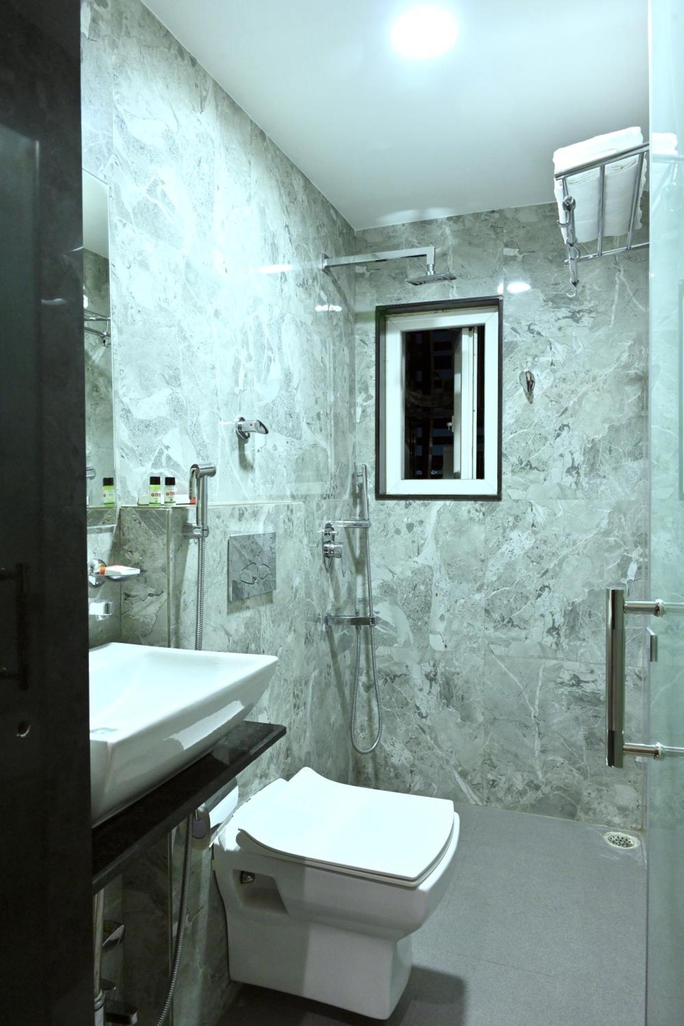 Hotel Trax International จัมเชดปูร์ ภายนอก รูปภาพ