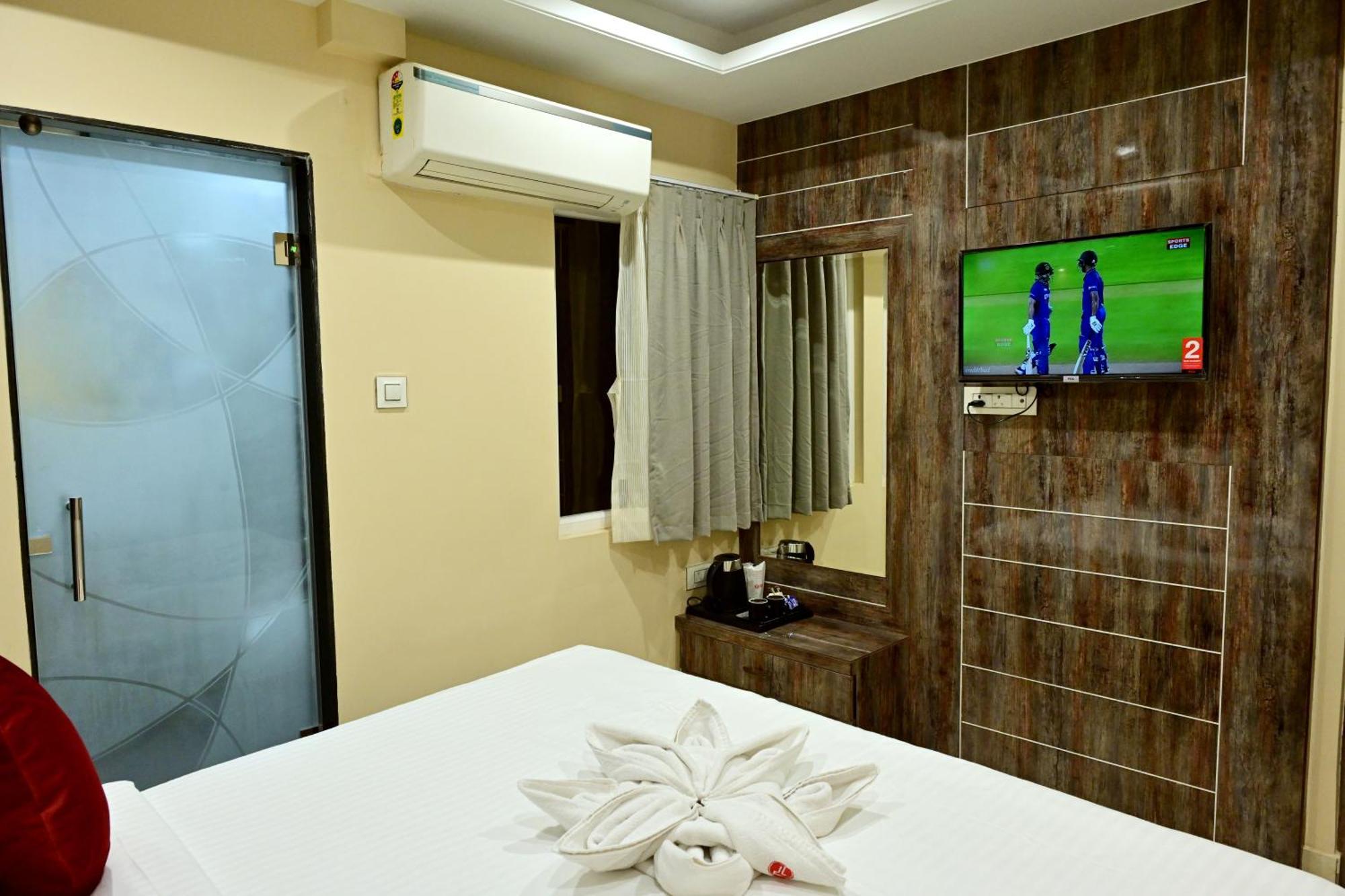 Hotel Trax International จัมเชดปูร์ ภายนอก รูปภาพ